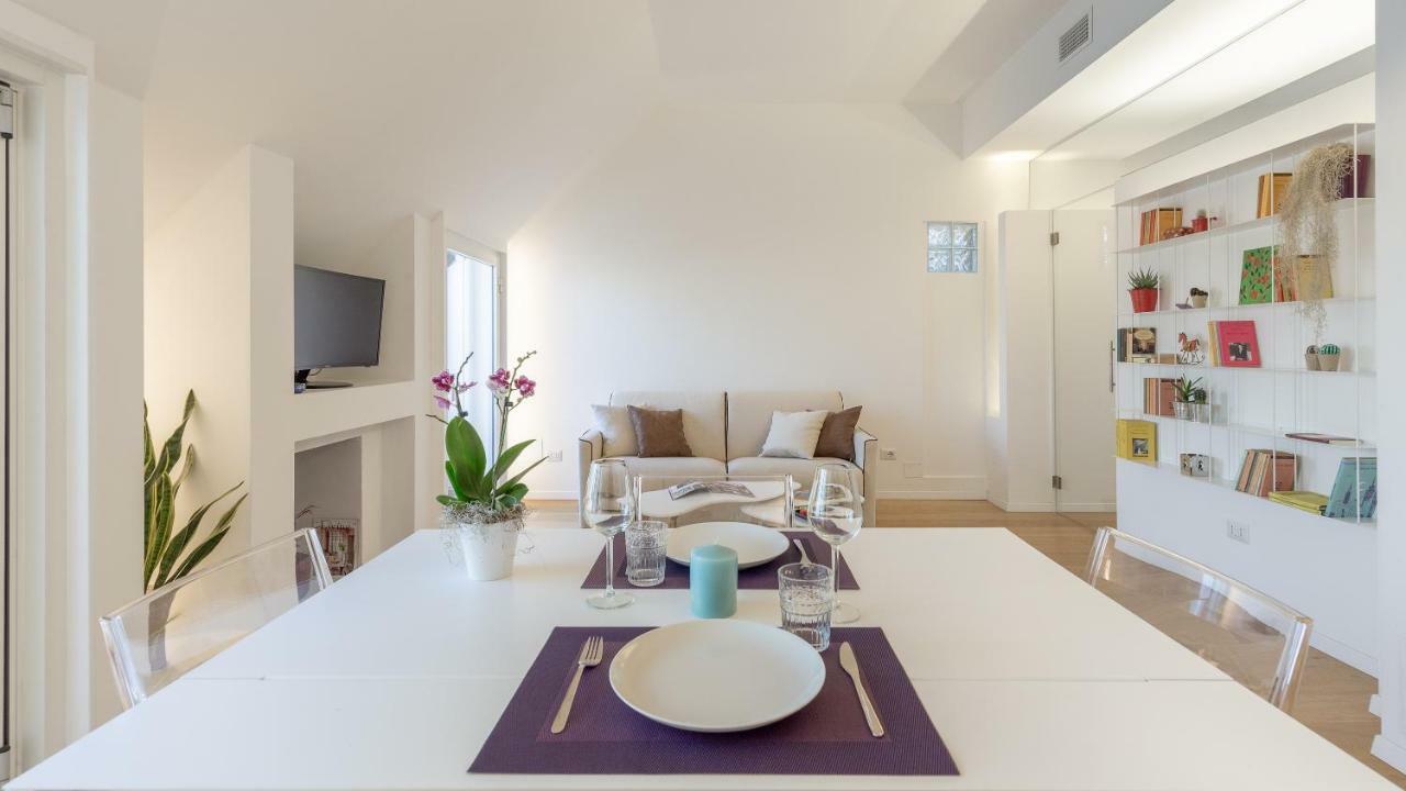 Stunning View Apartment Milano Dış mekan fotoğraf